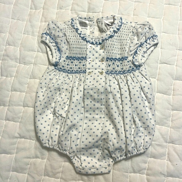 Sara Louis pastel blue polka dotted romper - Picture 1 of 7
